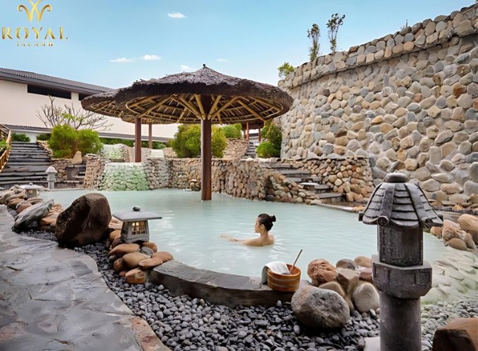 Bể onsen cộng đồng